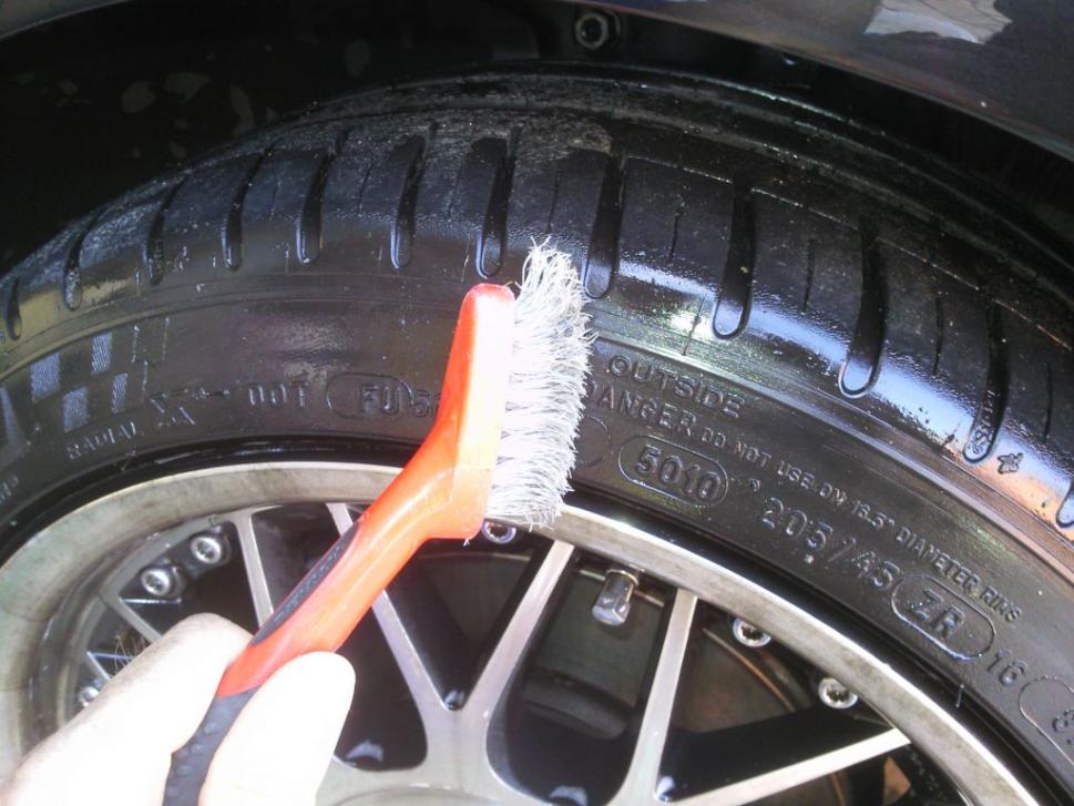 9828_010gomme.jpg